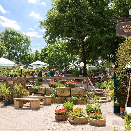 Hotel Zur Henne Naumburg  Bagian luar foto