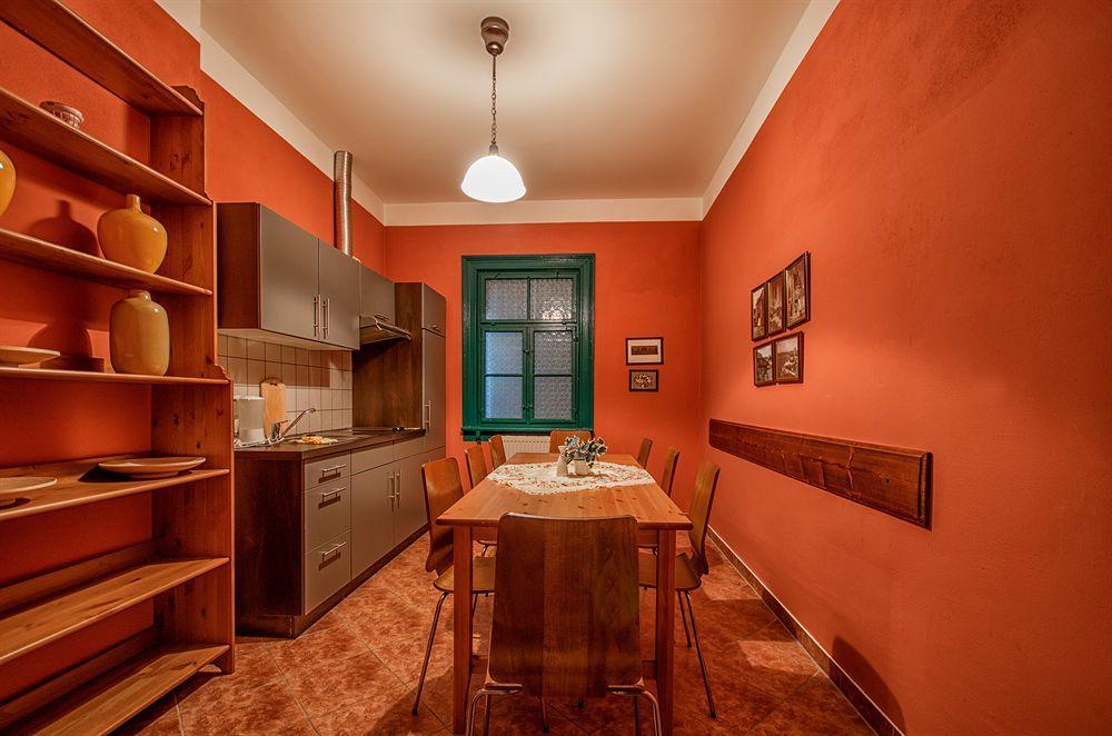 Hotel Zur Henne Naumburg  Bagian luar foto