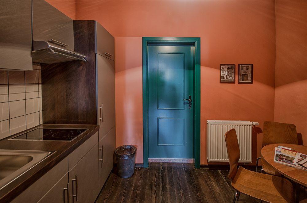 Hotel Zur Henne Naumburg  Bagian luar foto